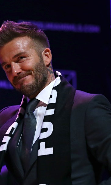 David Beckham to be honored with statue outside Galaxy stadium